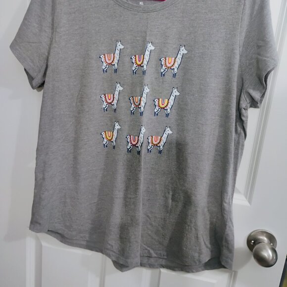 Alpaca T-Shirt (194) - Picture 5 of 5